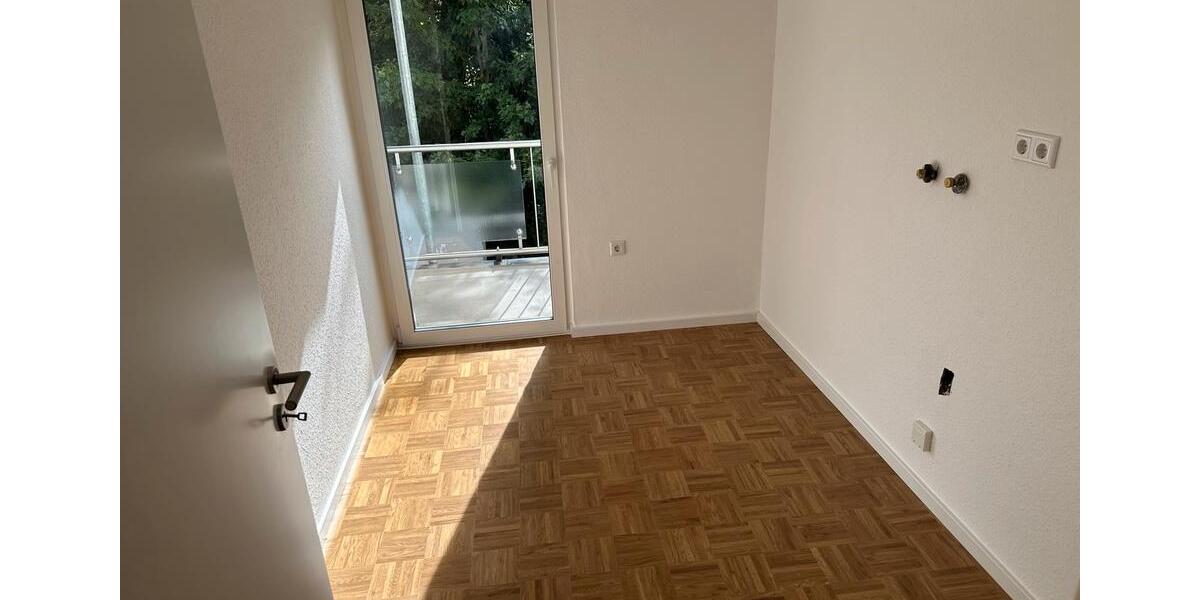 Etagenwohnung Essen Stadtkern - 2.5 Zimmer, 70 m&sup2;, 850&euro; | Angebot:26221256