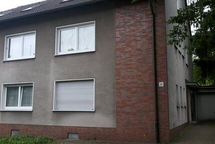 Gepflegtes 5 Familienhaus 11 zimmer