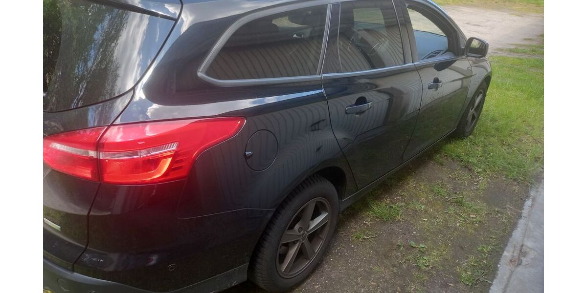Ford Focus 152.000 km 4.900 &euro; Essen 45134