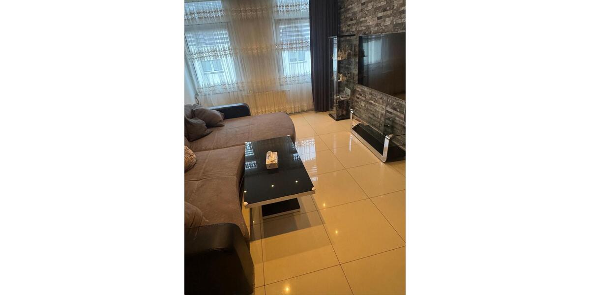 Etagenwohnung Essen Stadtbezirk III - 3 Zimmer, 74 m&sup2;, 500&euro; | Angebot:25102664