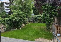 Renovierte 3-Zimmer-Erdgeschoßwohnung mit privatem Garten