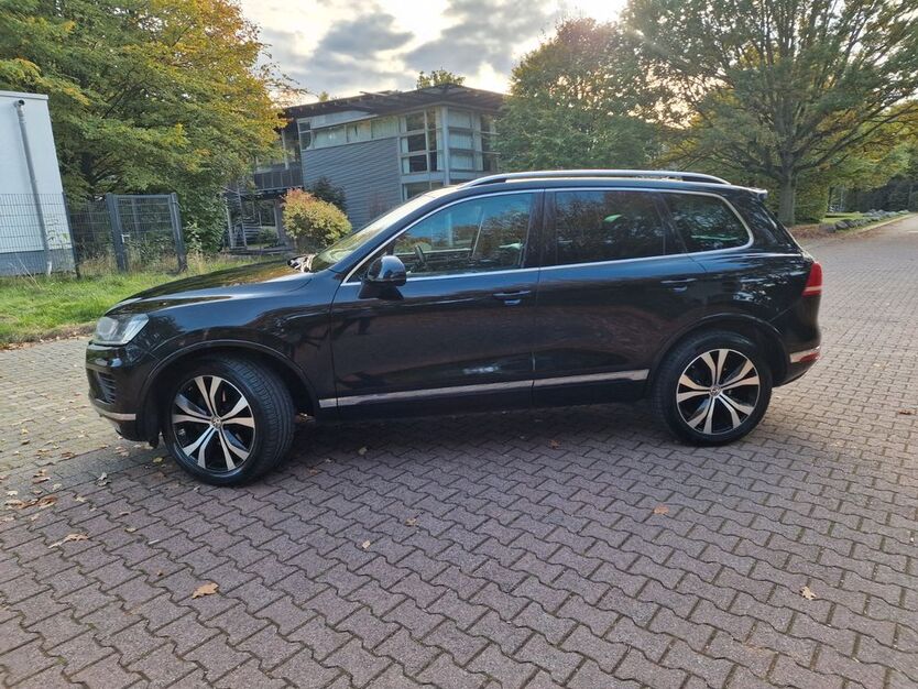 VW Touareg 313.206 km 14.800 € Gelsenkirchen 45896