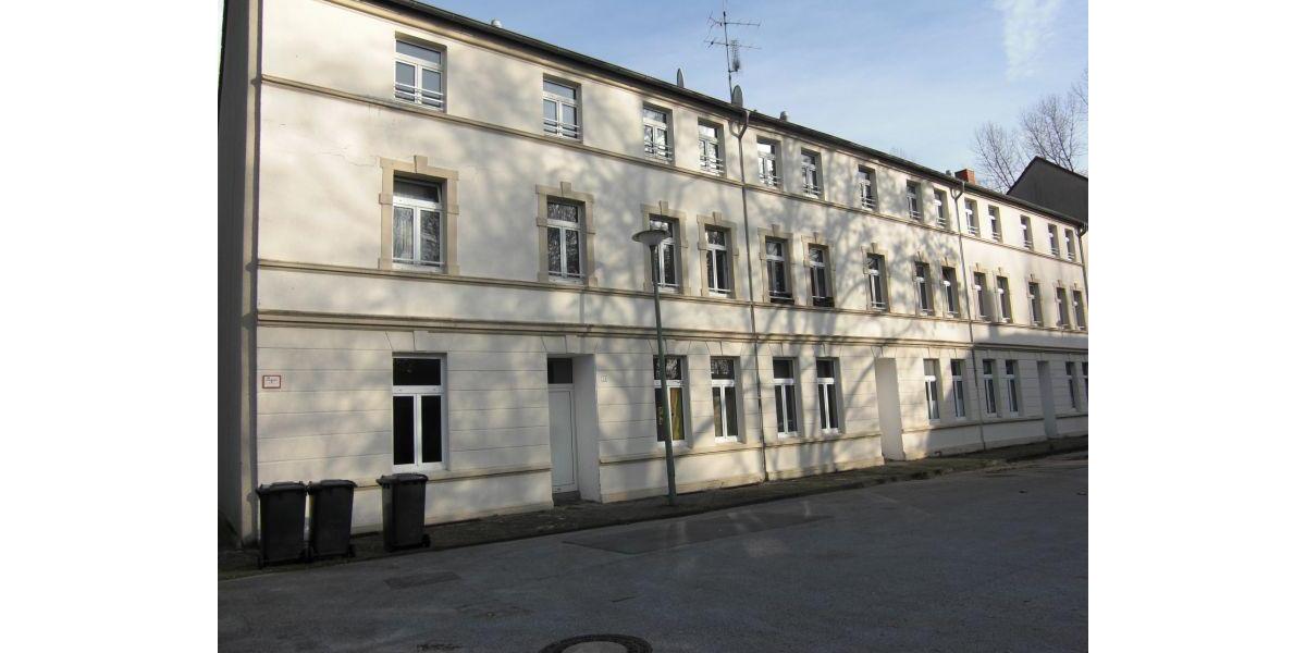 Dachgeschoßwohnung Gelsenkirchen Gelsenkirchen-West - 3.5 Zimmer, 71 m&sup2;, 406&euro; | Angebot:26290012