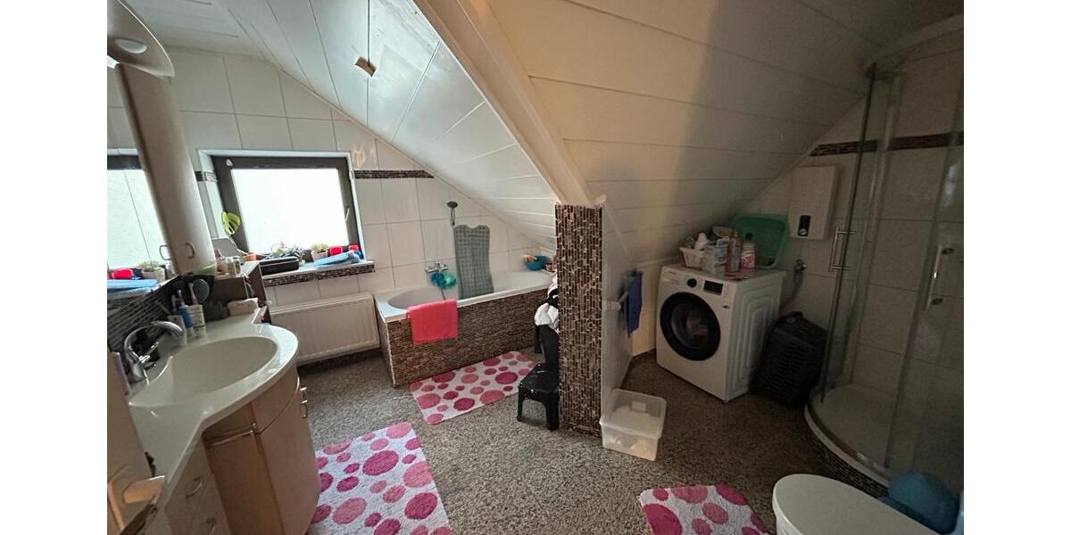 Maisonette-Wohnung mit Marmorboden 4 zimmer