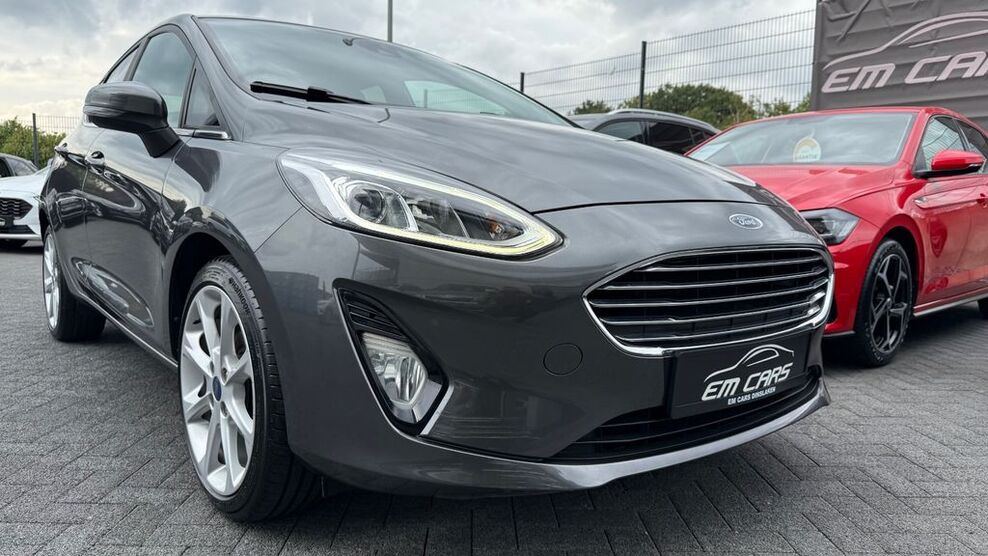 Ford Fiesta 114.300 km 8.490 € Dinslaken 46539