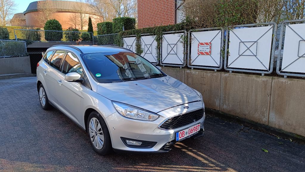 Ford Focus 157.000 km 4.999 &euro; Oberhausen 46145