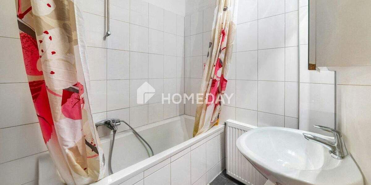 Ideal geschnittene 4-Zimmer-Wohnung mit Balkon in gepflegtem Mehrfamilienhaus 4 zimmer