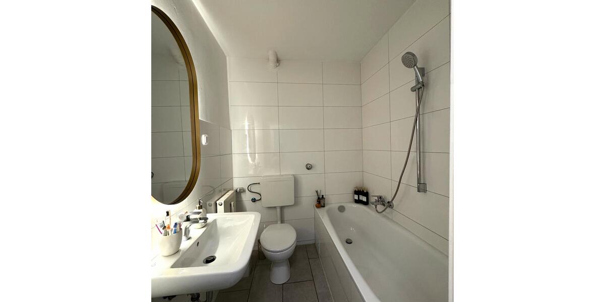 Etagenwohnung Essen Stadtbezirk III - 3 Zimmer, 62 m&sup2;, 570&euro; | Angebot:26679369
