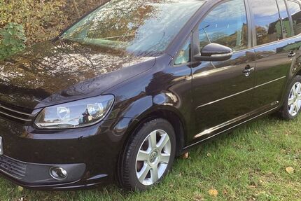 VW Touran 177.300 km 6.800 &euro; Oberhausen 46049
