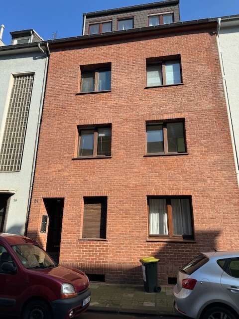 Haus zum Kaufen in Mülheim an der Ruhr 329.000 € 250 m²