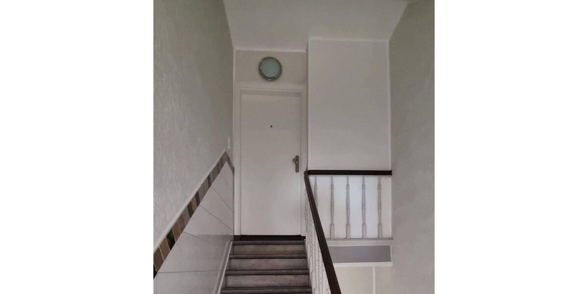 Etagenwohnung Oberhausen Sterkrade-Mitte - 3 Zimmer, 90 m&sup2;, 680&euro; | Angebot:26920815