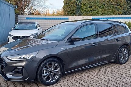 Ford Focus 18.500 km 25.980 &euro; Essen 45307