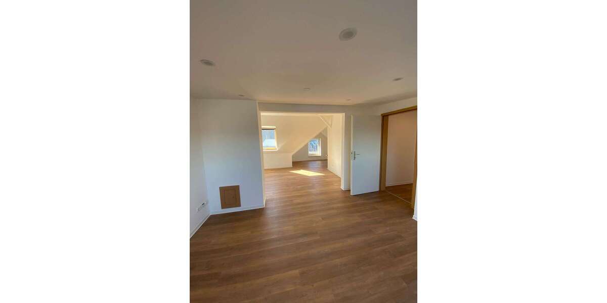 Etagenwohnung Essen Stadtbezirk III - 3 Zimmer, 70 m&sup2;, 595&euro; | Angebot:27496617
