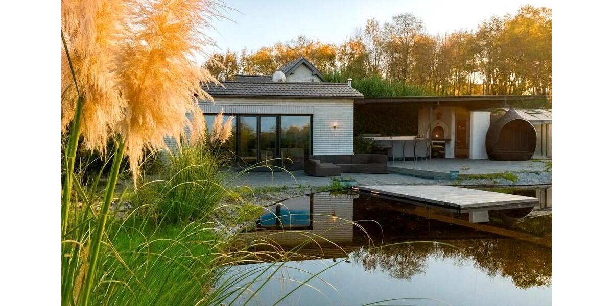 Freistehendes Einfamilienhaus 362m² mit Poolhaus & Pool - 6482m² 10 zimmer