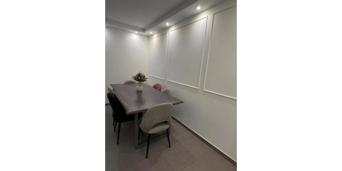 Etagenwohnung Duisburg Mittelmeiderich - 4.5 Zimmer, 87 m&sup2;, 240.000&euro; | Angebot:26502484
