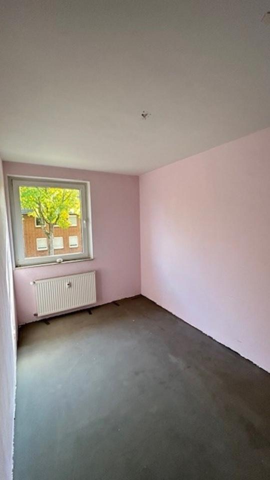 Bei VIVAWEST die Sonnenstrahlen auf dem eigenen Balkon genießen. zimmer