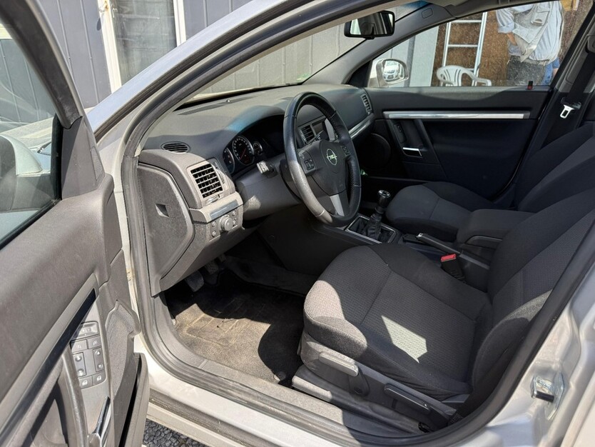 Opel Vectra C 195.771 km 2.200 € Dortmund 44135