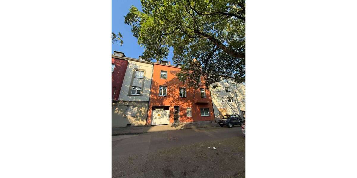Etagenwohnung Gelsenkirchen Gelsenkirchen-Mitte - 6 Zimmer, 140 m&sup2;, 1.200&euro; | Angebot:27504411