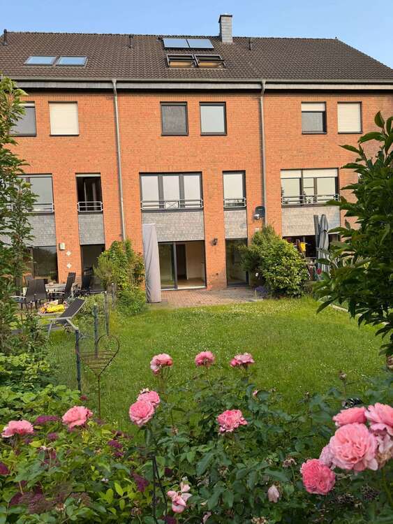 Haus zum Mieten in Mettmann 2.150 € 187 m²
