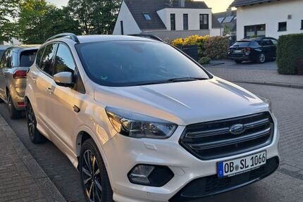 Ford Kuga 84.000 km 14.200 &euro; oberhausen 46147