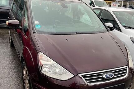 Ford Galaxy 161.000 km 7.450 € Wuppertal 42349