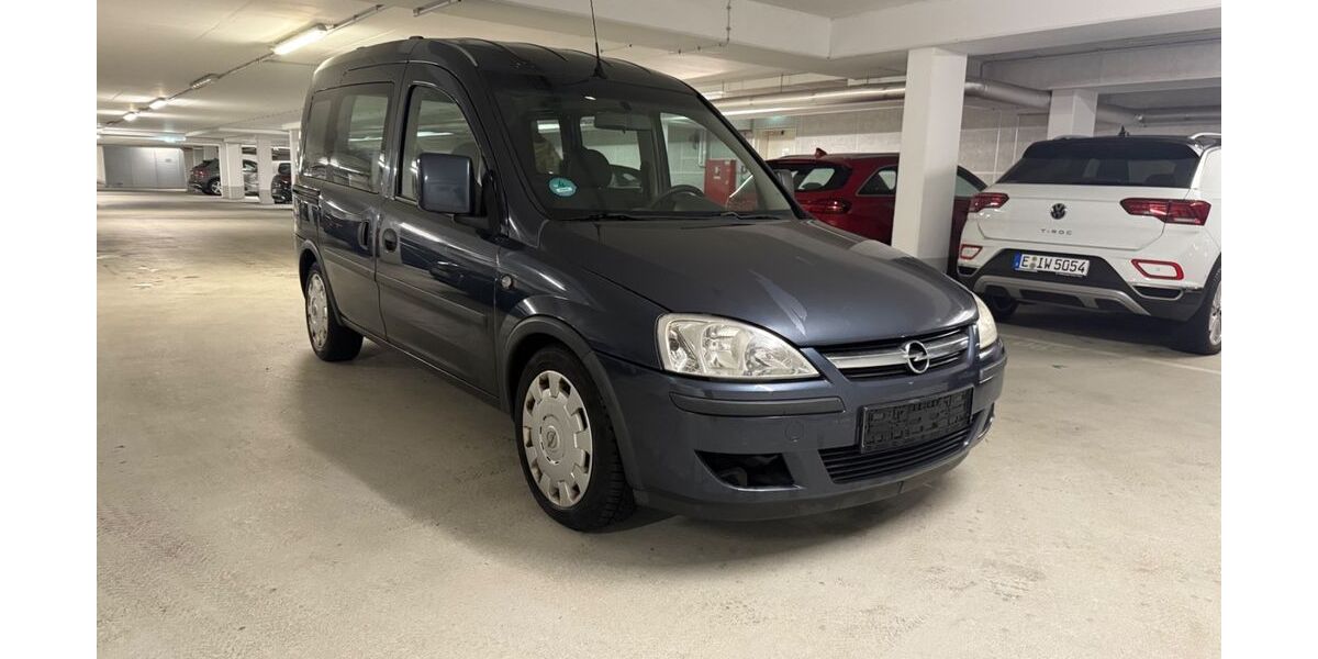 Opel Combo 189.000 km 3.000 &euro; Essen 45326