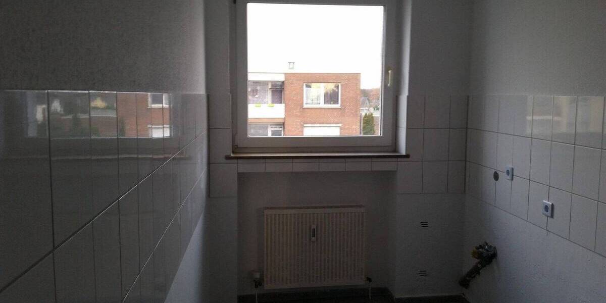 Etagenwohnung Moers Hochstraß - 3 Zimmer, 73 m&sup2;, 675&euro; | Angebot:26886404