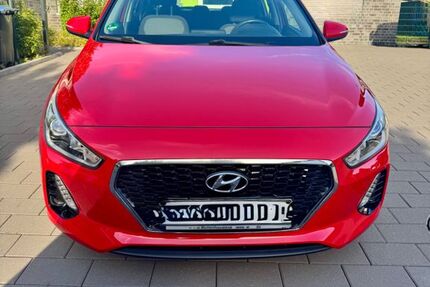 Hyundai i30 114.000 km 8.490 &euro; Dinslaken 46539