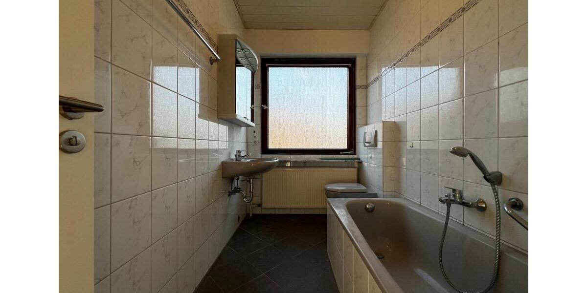 Erdgeschoßwohnung Herdecke - 3 Zimmer, 70 m&sup2;, 890&euro; | Angebot:25783004