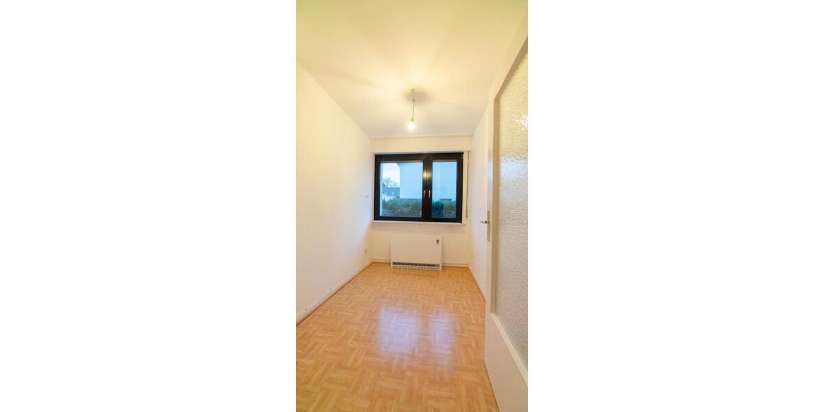 Erdgeschoßwohnung Essen Stadtbezirk V - 3.5 Zimmer, 66 m&sup2;, 480&euro; | Angebot:26381531