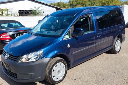 VW Caddy Maxi 369.900 km 8.950 &euro; Duisburg 47228
