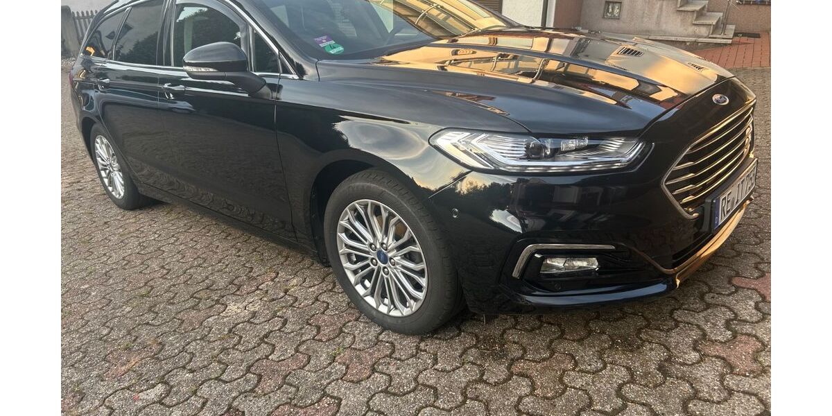 Ford Mondeo 122.990 km 15.950 &euro; Castrop-Rauxel 44577