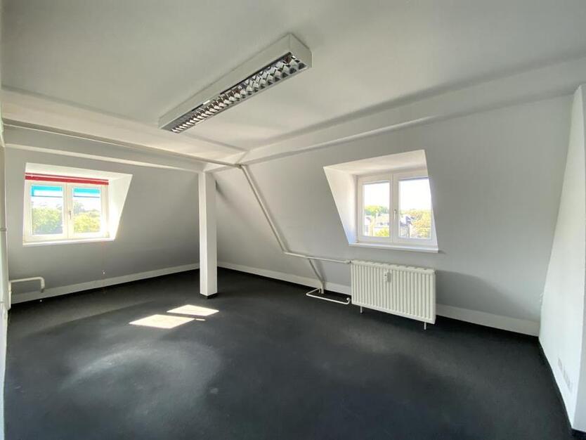 Ihr Großzügiges Büro im Zentrum von Dortmund: Arbeiten Sie mit Stil und Komfort! zimmer