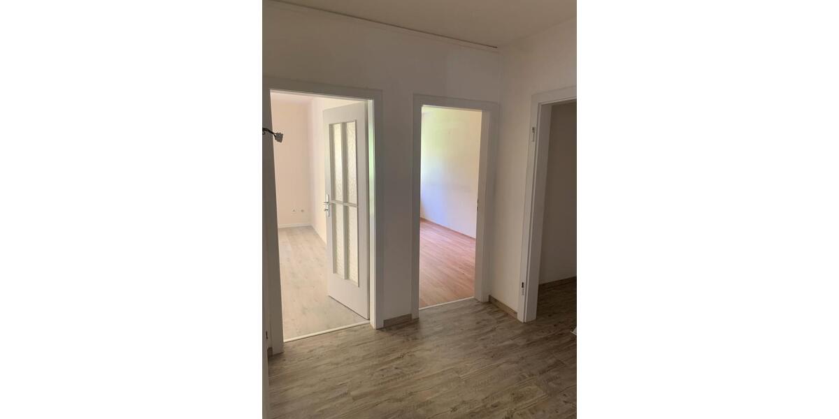 3 Zimmerwohnung KDB mit zwei Balkonen in Wuppertal Uellendahl zimmer