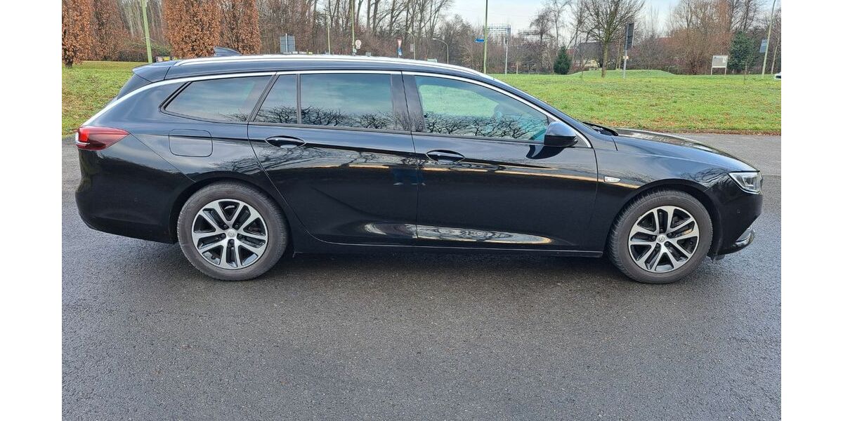 Opel Insignia 99.950 km 15.490 &euro; Essen 45141