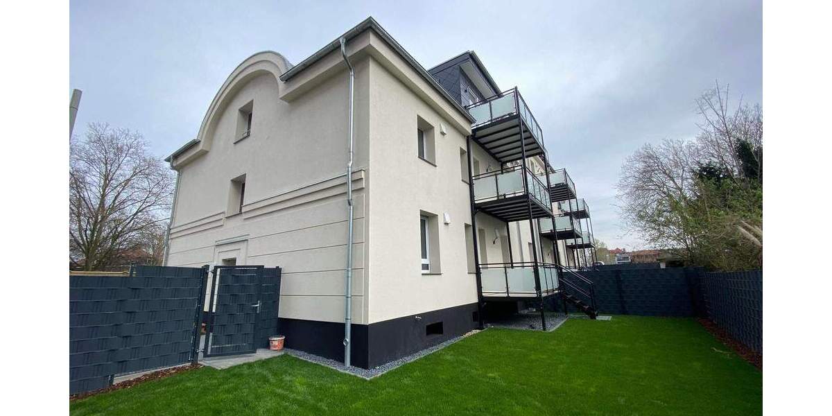 Top-Wohnung im 1. OG mit Balkon, energetisch kernsaniert 3 zimmer