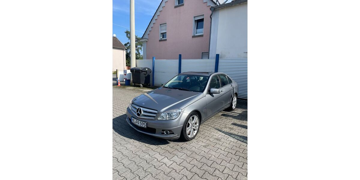 Mercedes-Benz C 250 137.620 km 12.900 &euro; haan 42781