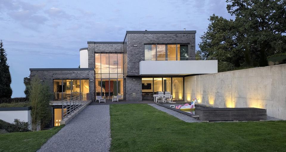 Villa Schwelm - 10 Zimmer, 364 m&sup2;, 2.770.000&euro; | Angebot:27474139