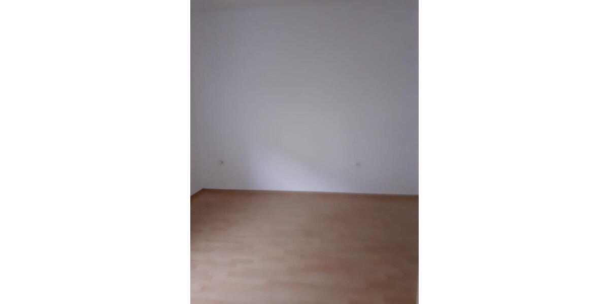 Etagenwohnung Duisburg Mittelmeiderich - 4 Zimmer, 105 m&sup2;, 1.400&euro; | Angebot:25865880