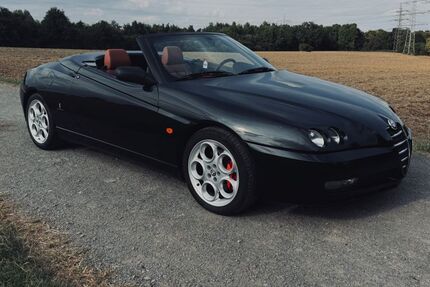 Alfa Romeo Spider 100.000 km 18.916 € Essen 45309