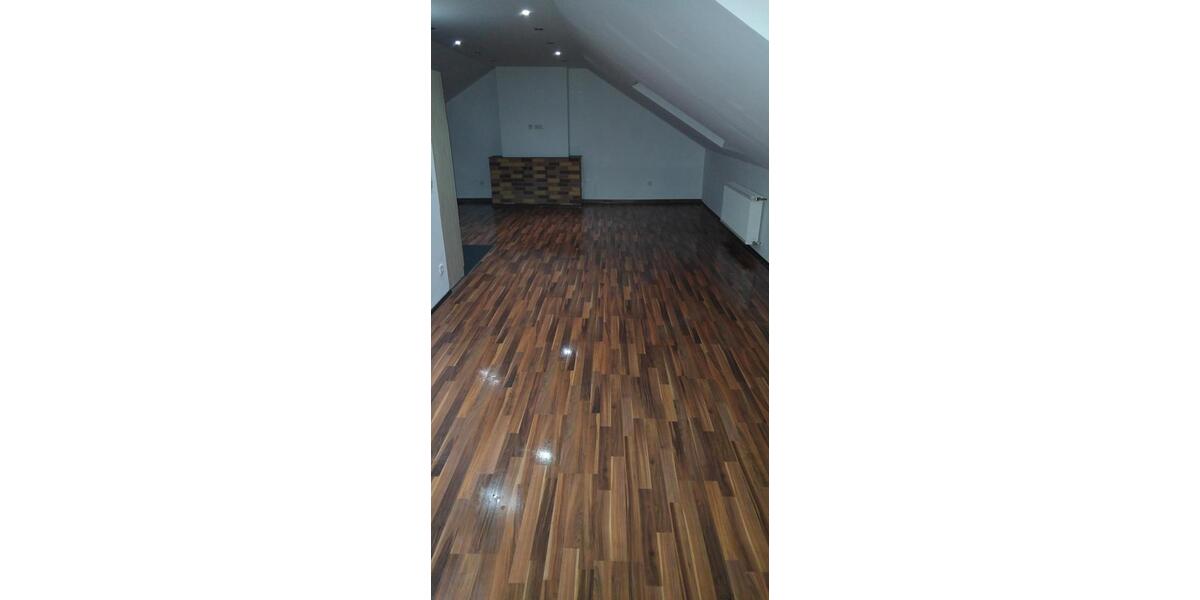 Dachgeschosswohnung Stadtmitte 1 zimmer