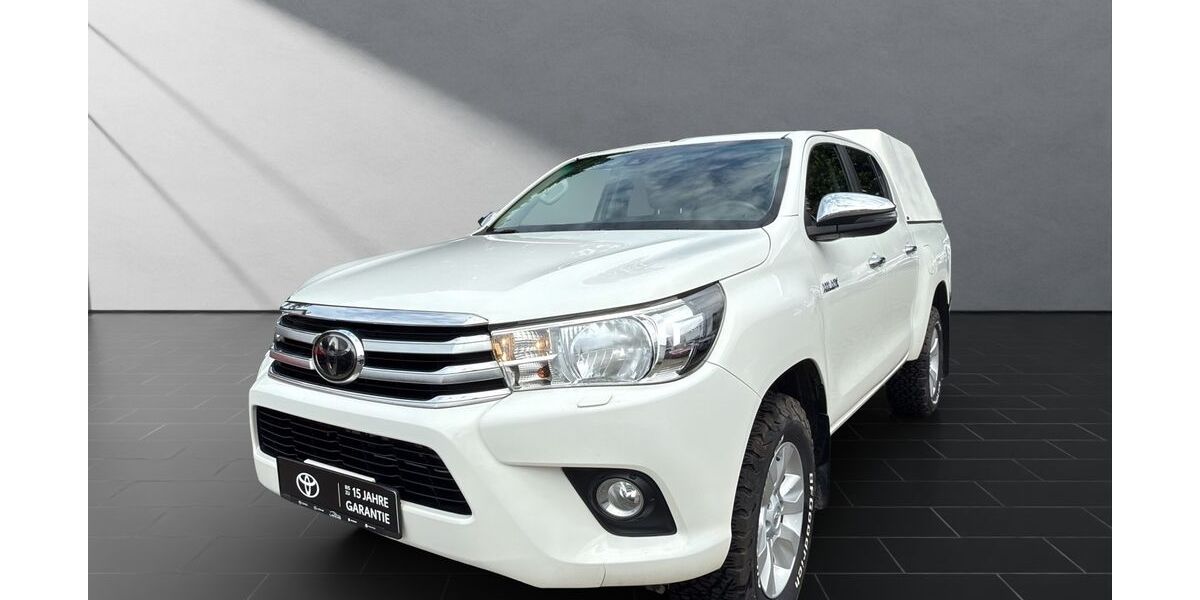 Toyota Hilux 219.000 km 24.950 &euro; Dinslaken 46537