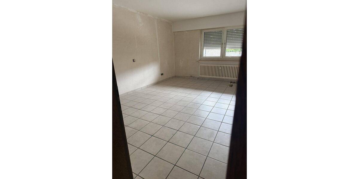 Etagenwohnung Oberhausen Schwarze Heide - 3 Zimmer, 98 m&sup2;, 900&euro; | Angebot:26865303