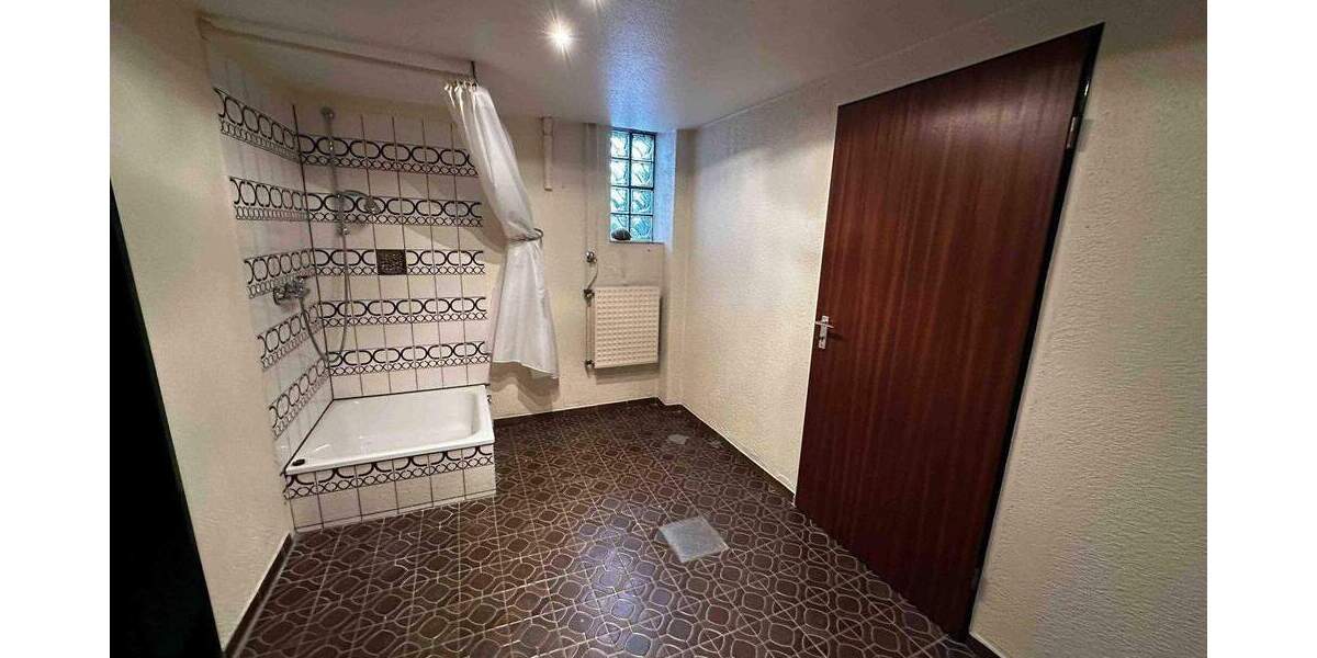 Mehrgenerationenhaus 3-Familenhaus (Mischgebiet, Gewerbe möglich) 9 zimmer