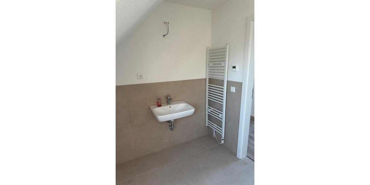 Dachgeschoßwohnung Oberhausen Rothebusch - 2 Zimmer, 67 m&sup2;, 780&euro; | Angebot:25591756