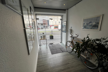 Einzelhandel in Düsseldorf 1.499 € 130 m²