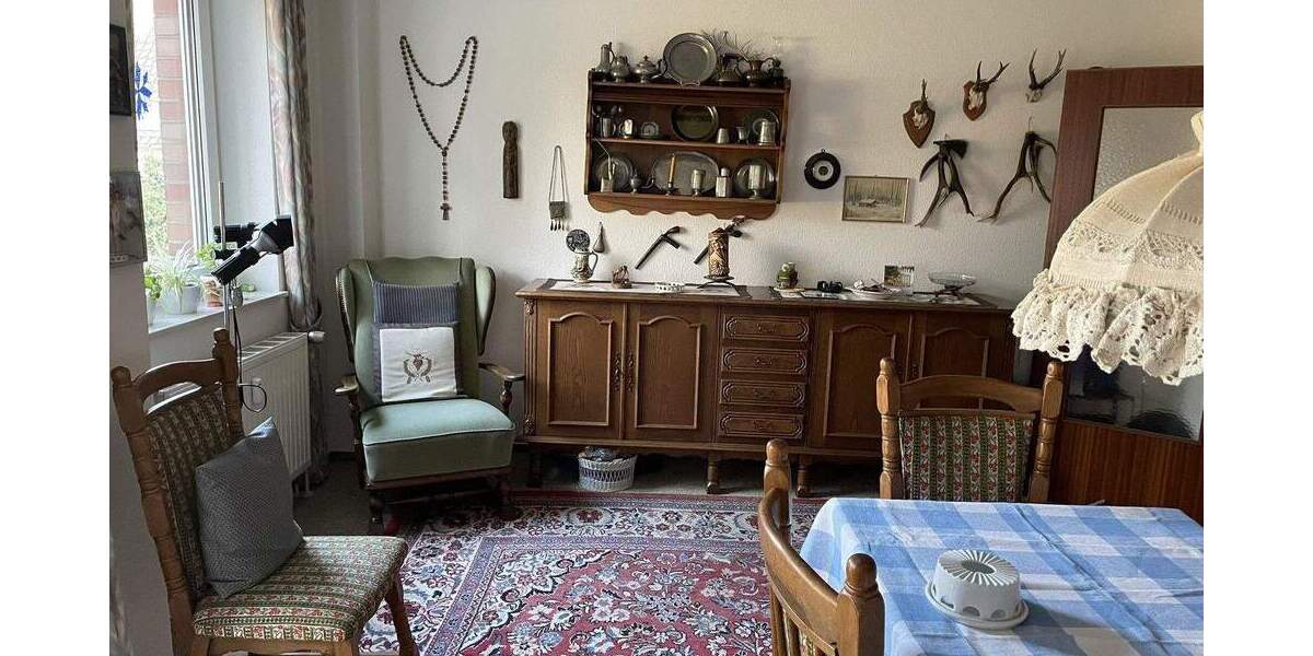 Großzügige 4-Zimmer-Wohnung im 1. Obergeschoss - Rathausviertel 4 zimmer