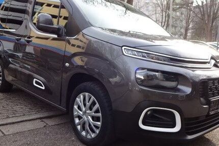Citroen Berlingo 191.020 km 8.700 &euro; Essen 45276