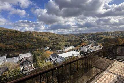 3-Zimmer-DG-Wohnung in Gevelsberg mit Balkon und fantastischer Aussicht 3 zimmer