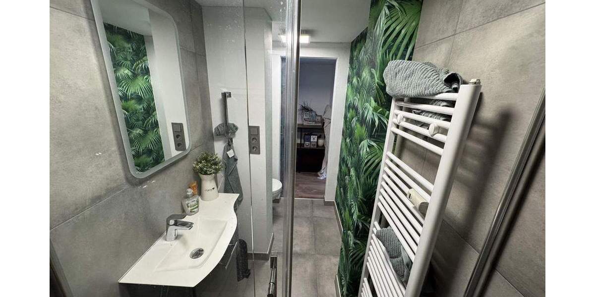 Etagenwohnung Essen Frohnhausen - 4 Zimmer, 98 m&sup2;, 308.000&euro; | Angebot:25755928